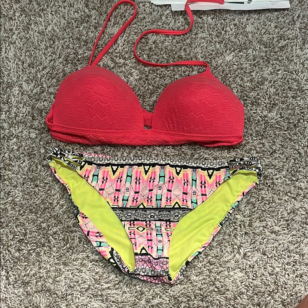Vibrant Bikini Set with Geometric Print